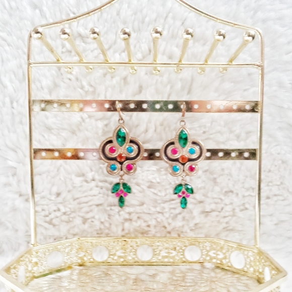 💮3/$30💮 Large Abstract Rhinestone Dangle Earrings - Picture 3 of 5